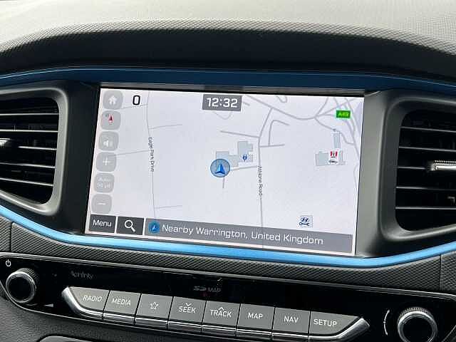 Hyundai Ioniq 1.6 GDi Plug-in Hybrid Premium SE 5dr DCT