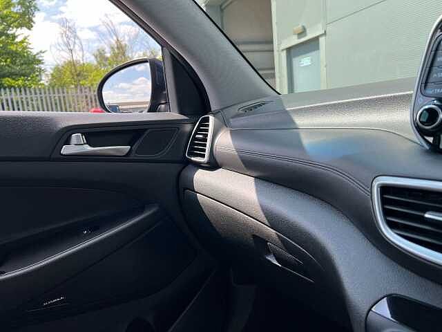 Hyundai Tucson 2.0 CRDi 48V MHD Premium 5dr 4WD DCT