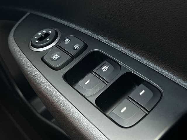 Hyundai i10 1.2 Premium SE 5dr Auto