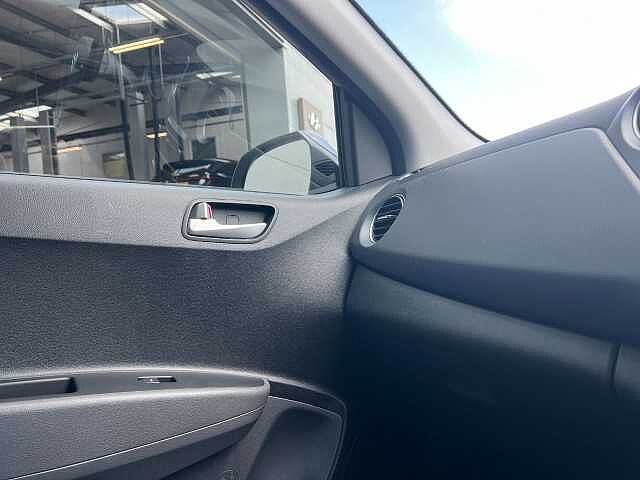 Hyundai i10 1.2 Premium SE 5dr Auto